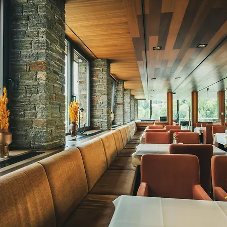 Hotel Lauterbad 4*